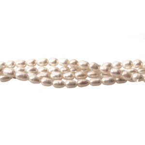 ferskvandsperle oval 3,5- 4x4,5mm 1streng