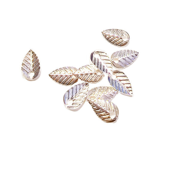 Vedhæng blad forsølvet mini 5x7mm 10stk