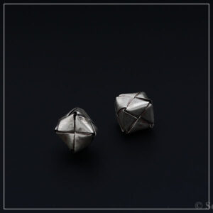 Perle ss cube flettet 12x12mm