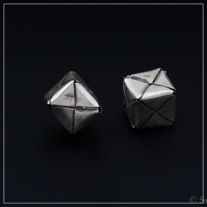 Etnisk sølv cube flettet 15x15mm. 1stk