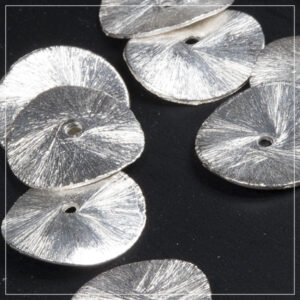 Mellemperle forsølvet skive bøjet 16mm 10stk